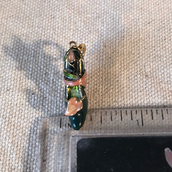 Kenneth J Lane Miniature “Step Out to Fight Breast Cancer” 2004 Shoe Charm - Picture 8 of 9